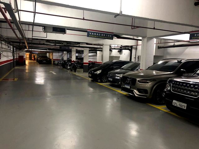 Veículos estacionados
